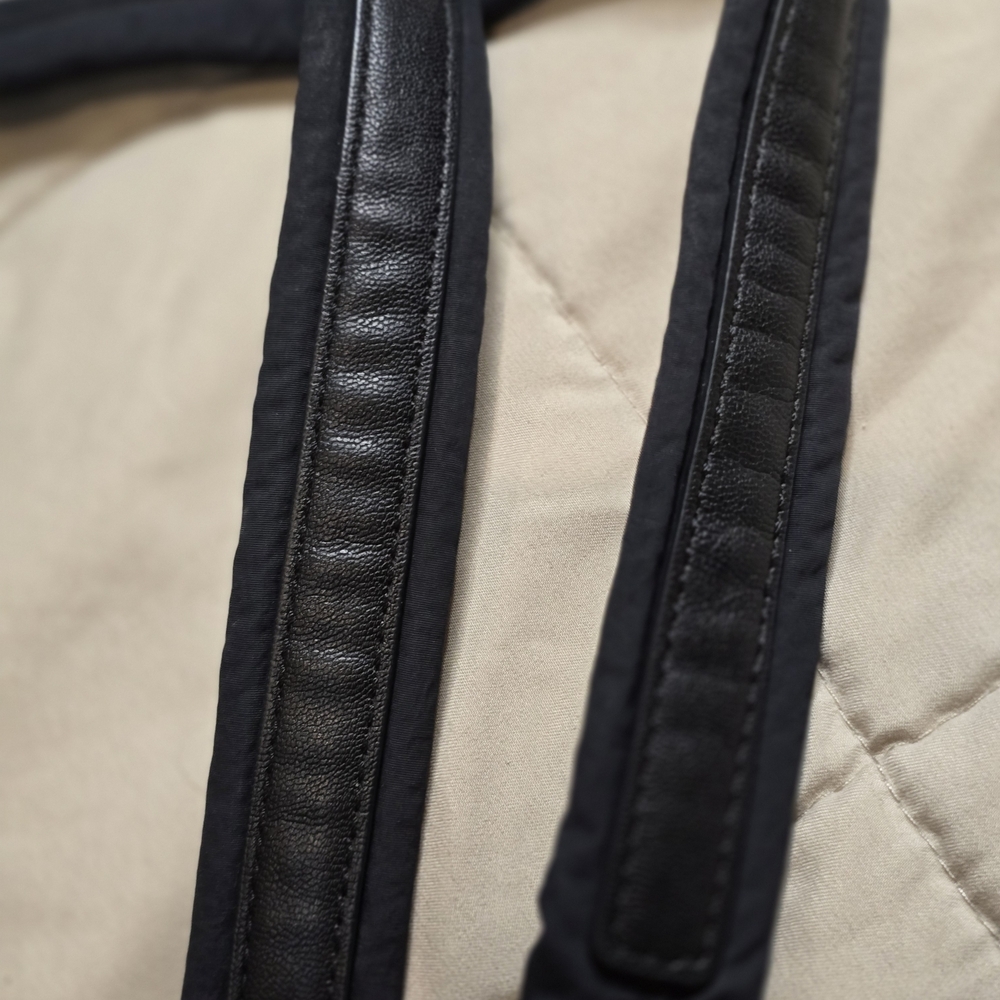 lululemon athletica Black Tote Bag - Picture 4 of 5